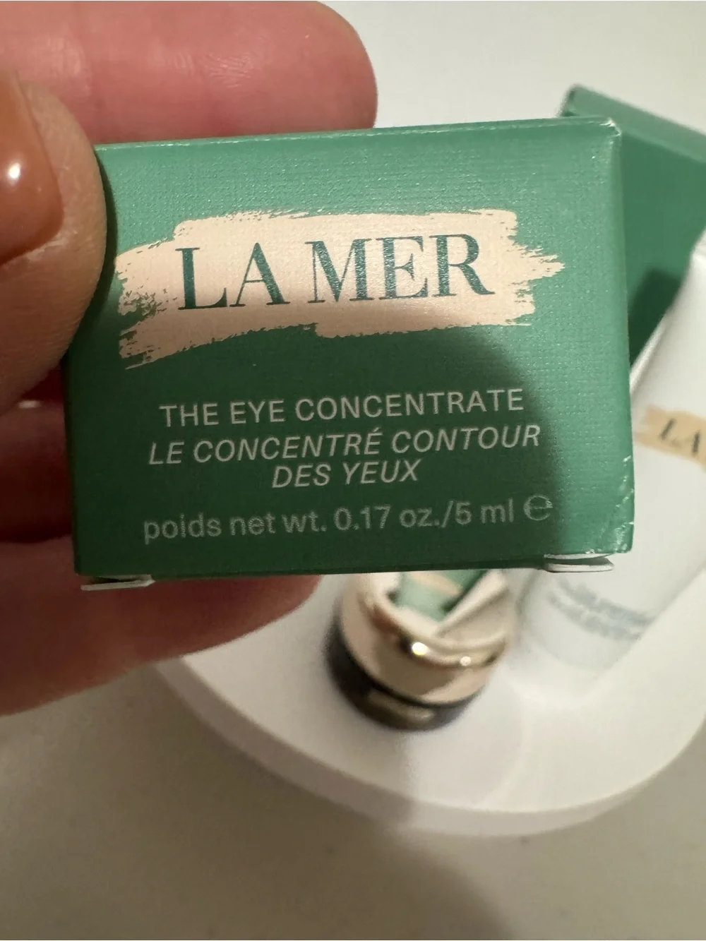 La Mer Eye concentrate and foaming cleanser with cosmetic pouch